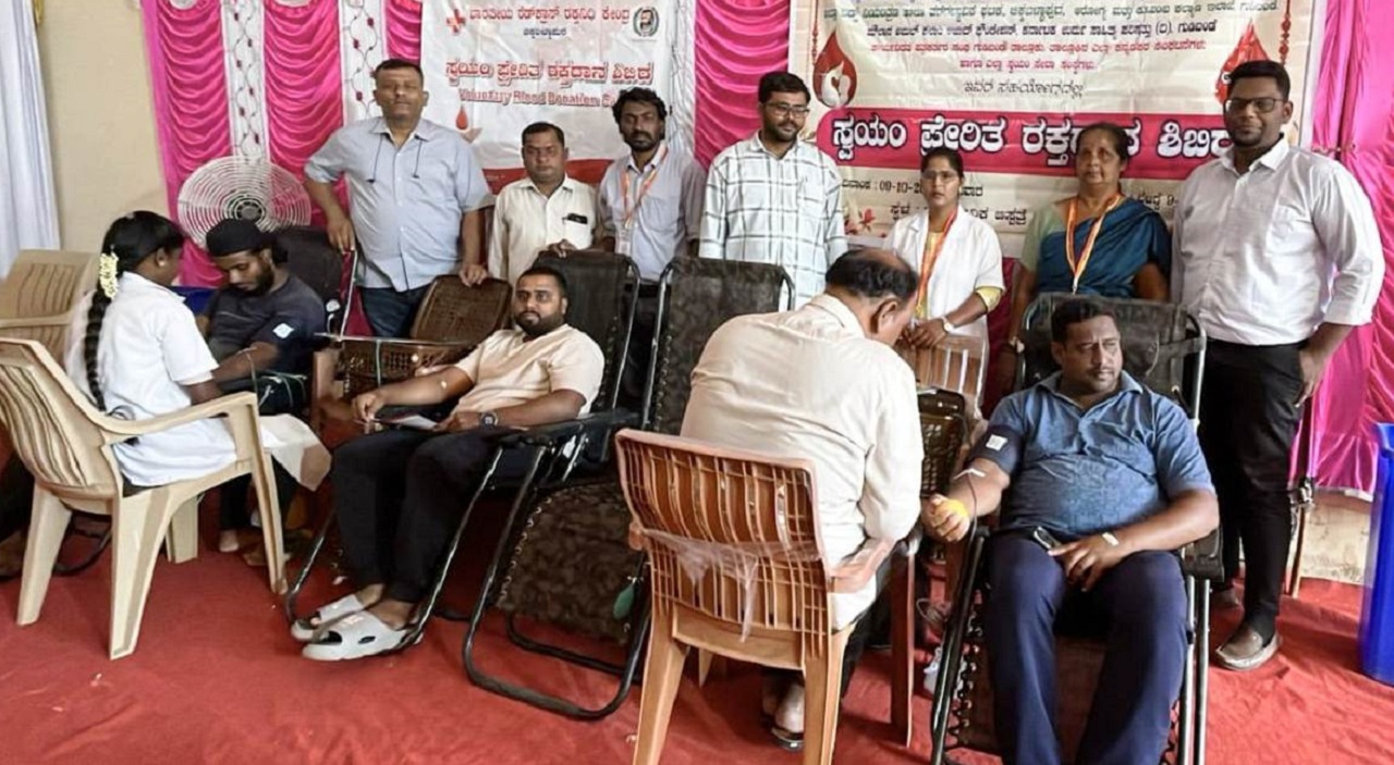 ಯುವಜನತೆ ಸ್ವಯಂ ಪ್ರೇರಿತರಾಗಿ ರಕ್ತದಾನಕ್ಕೆ ಮುಂದಾಗಬೇಕು