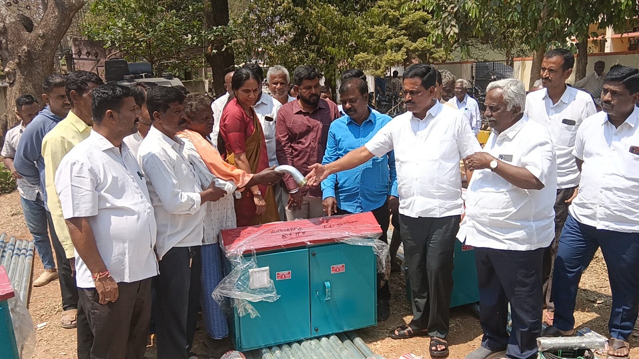 ಜನರಿಗೆ ಯೋಜನೆಗಳ ಮಾಹಿತಿ ತಲುಪಿಸುವುದು ಮುಖ್ಯ