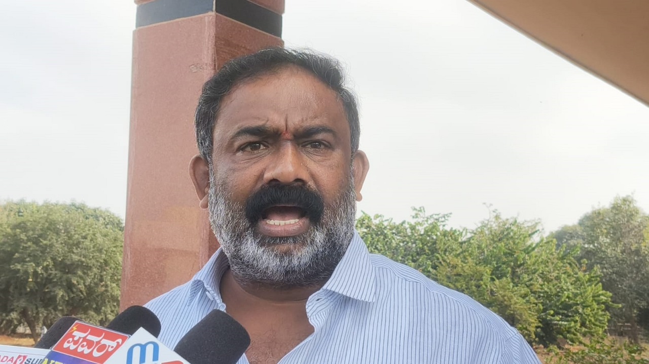 ಕಾಂಗ್ರೆಸ್‌ನಲ್ಲಿ ಸಚಿವರ ಬಣ ಶಾಸಕರ ಬಣ ಎಂಬುದಿಲ್ಲ, ಡೆಲಿಗೇಟ್ಸ್ ಆಶೀರ್ವಾದ ಇದ್ದವರು ಗೆಲುವು ಸಾಧಿಸುವರು: ಭರಣಿ ವೆಂಕಟೇಶ್ ಅಭಿಮತ