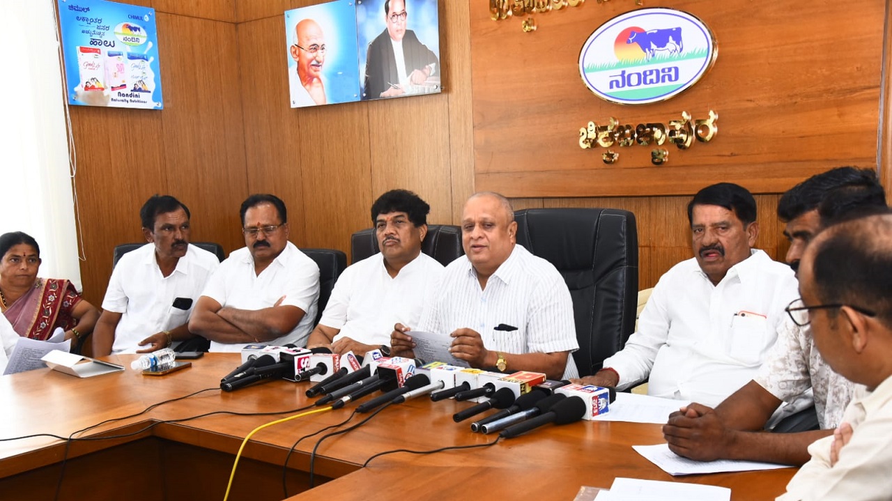 ಯುಗಾದಿ ಹಬ್ಬದ ಉಡುಗೊರೆ: ಲೀ.50 ಪೈಸೆ ಹೆಚ್ಚಿಸಿದ ಚಿಮುಲ್