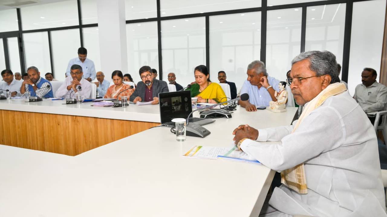 ಮೆಕ್ಕೆ ಜೋಳ ರೈತರ ನೆರವಿಗೆ ಧಾವಿಸಿದ ಸಿಎಂ, ಆಮದು ನಿಯಂತ್ರಿಸಲು ಆಗ್ರಹ