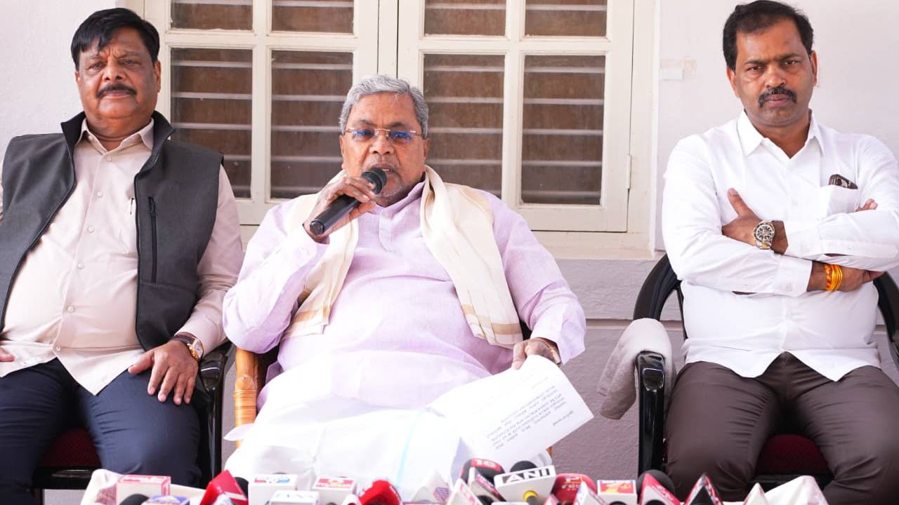 ಚುನಾವಣೆ ವೇಳೆಯ ಬಾಂಬ್ ಬ್ಲಾಸ್ಟ್ ಕುರಿತು ಕೇಂದ್ರವೇ ತನಿಖೆ ಮಾಡಲಿ: ಸಿಎಂ