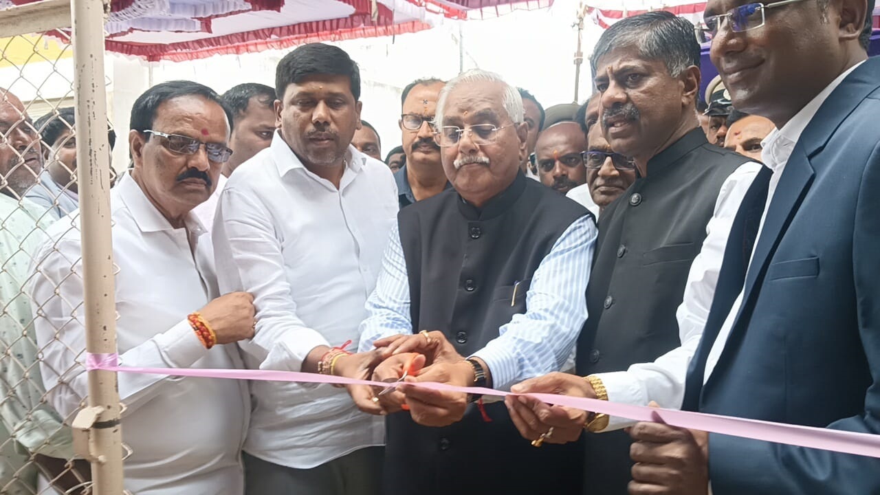 Job Mela: ಜೆ.ಕೆ.ಕೃಷ್ಣಾರೆಡ್ಡಿ ಆಯೋಜನೆಯ ಬೃಹತ್ ಉದ್ಯೋಗ ಮೇಳಕ್ಕೆ ಹರಿದು ಬಂದ ನಿರುದ್ಯೋಗಿ ಜನಸಾಗರ