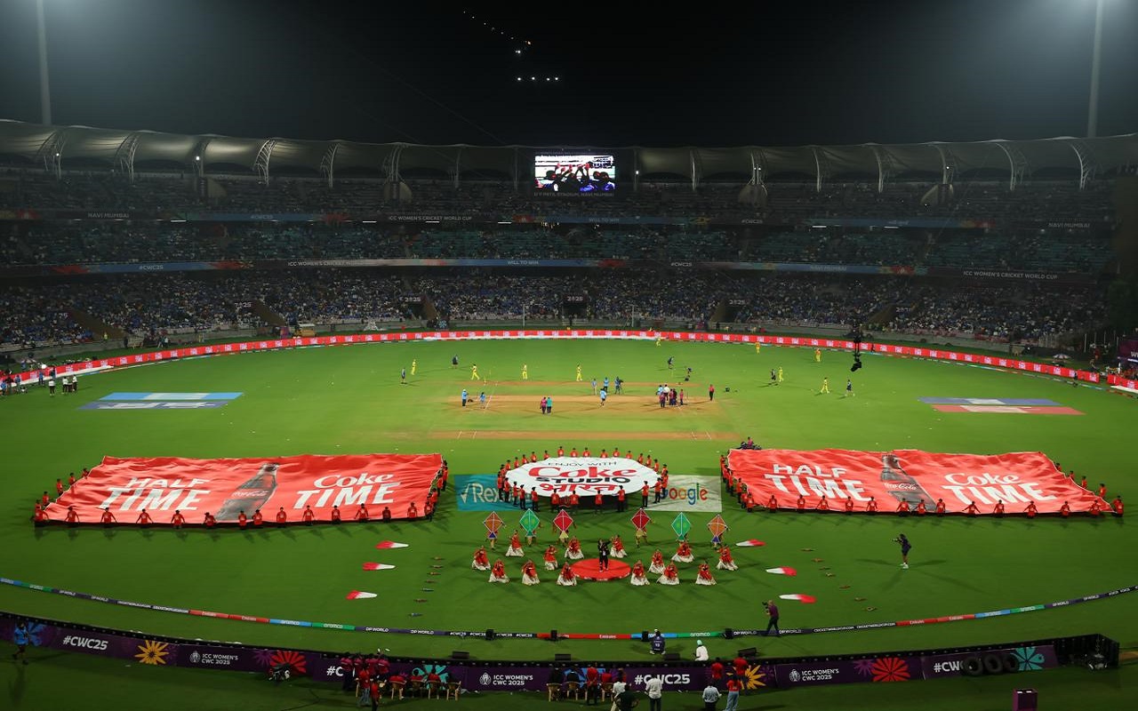 ಪ್ರೇಕ್ಷಕರಲ್ಲಿ ರೋಮಾಂಚನ ಮೂಡಿಸಿದ ಕೋಕಾ-ಕೋಲಾ ಅಭಿಯಾನ