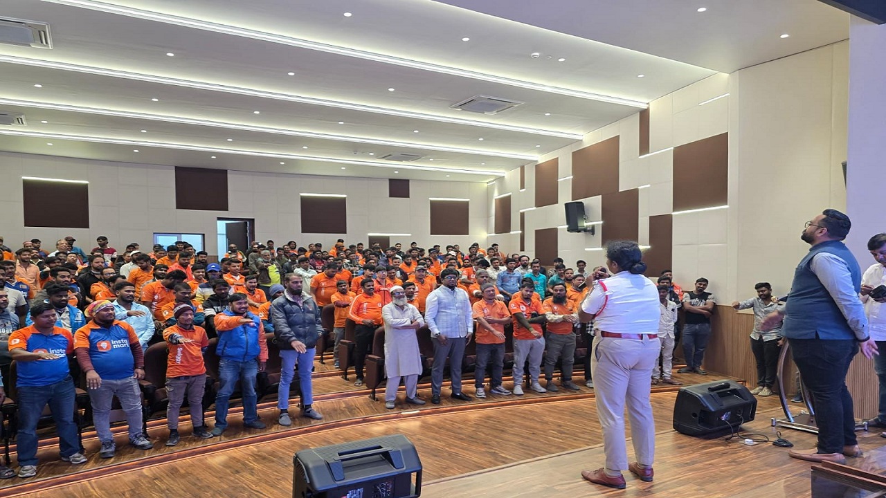 ರಾಷ್ಟ್ರೀಯ ರಸ್ತೆ ಸುರಕ್ಷತಾ ಮಾಸದ ಪ್ರಯುಕ್ತ ಸ್ವಿಗ್ಗಿ ಭಾರತದಾದ್ಯಂತ ರಸ್ತೆ ಸುರಕ್ಷತಾ ಜಾಗೃತಿ ತರಬೇತಿ ಆಯೋಜನೆ