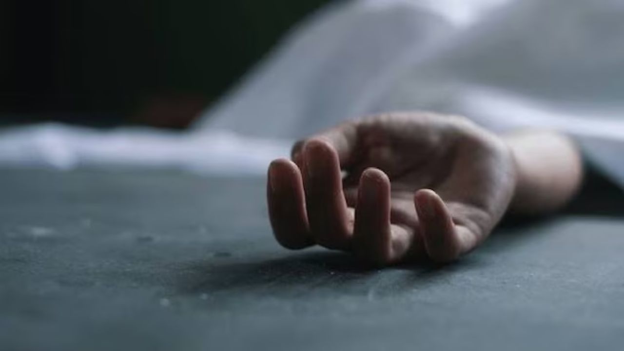 ವಿದ್ಯುತ್ ಸ್ಪರ್ಶಿಸಿ 10ನೇ ತರಗತಿ ವಿದ್ಯಾರ್ಥಿ ಸಾವು