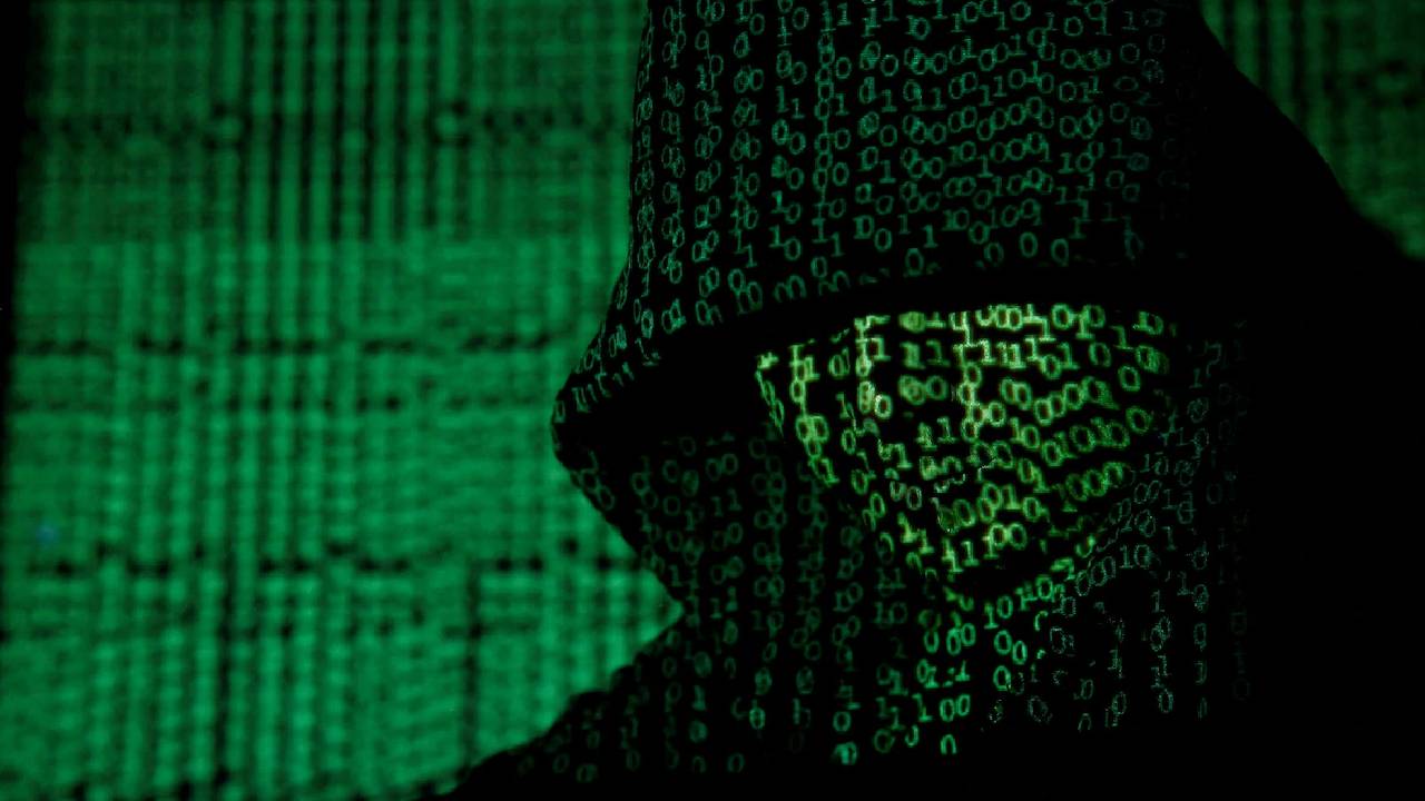 Digital Arrest: ಬೆಂಗಳೂರು ಪೊಲೀಸರ ಲೋಗೋ ತೋರಿಸಿ ನಿವೃತ್ತ ವೈದ್ಯೆಗೆ 70 ಗಂಟೆ ಡಿಜಿಟಲ್‌ ಆರೆಸ್ಟ್‌, ಹೃದಯಾಘಾತದಿಂದ ಸಾವು