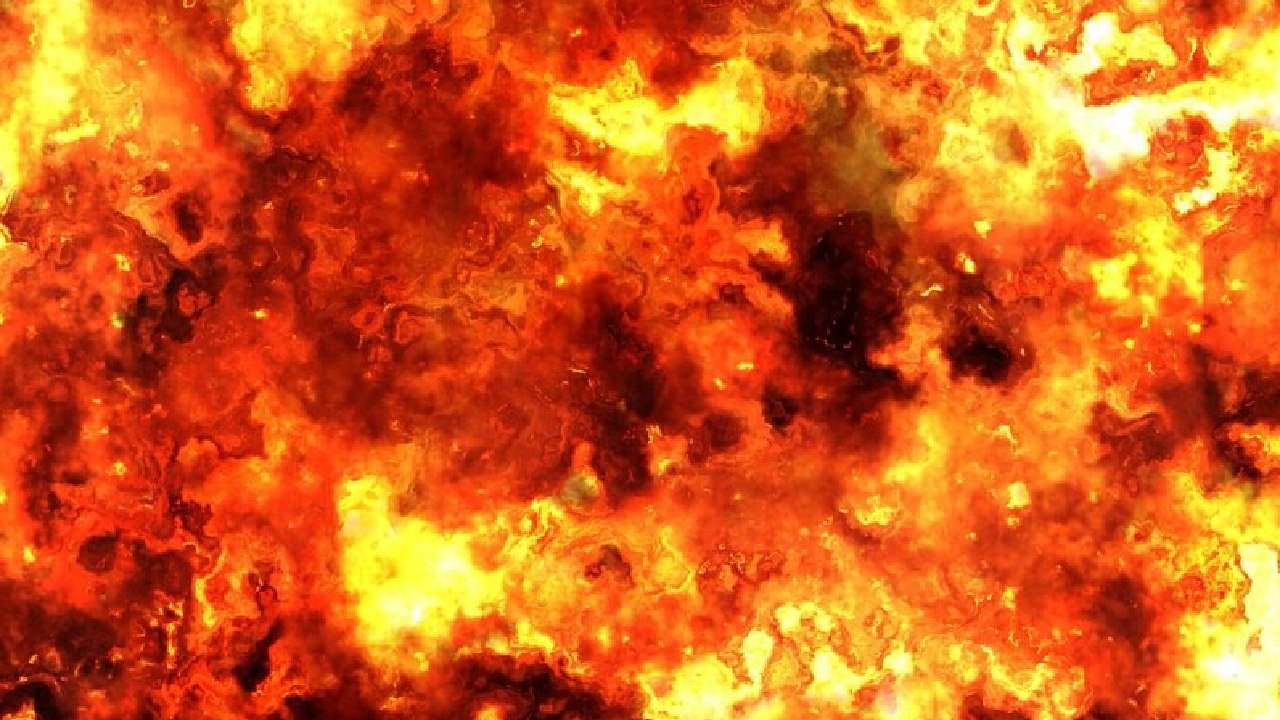Heavy explosion: ದಾವಣಗೆರೆಯಲ್ಲಿ ತಡರಾತ್ರಿ ಭಾರೀ ಸ್ಪೋಟದ ಶಬ್ಬ- ಬೆಚ್ಚಿ ಬಿದ್ದ ಜನ