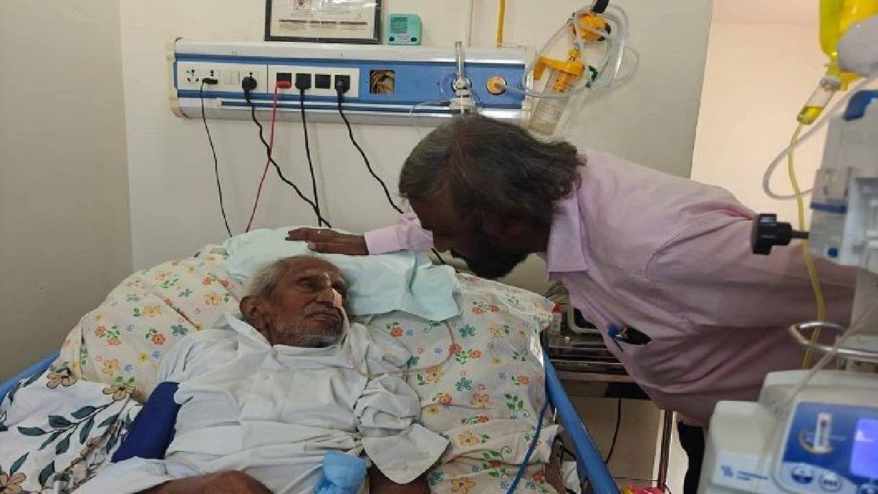 Bheemanna Khandre: ಮಾಜಿ ಸಚಿವ, ಶತಾಯುಷಿ ಭೀಮಣ್ಣ ಖಂಡ್ರೆ ಆರೋಗ್ಯ ಏರುಪೇರು, ಆಸ್ಪತ್ರೆಗೆ ದಾಖಲು
