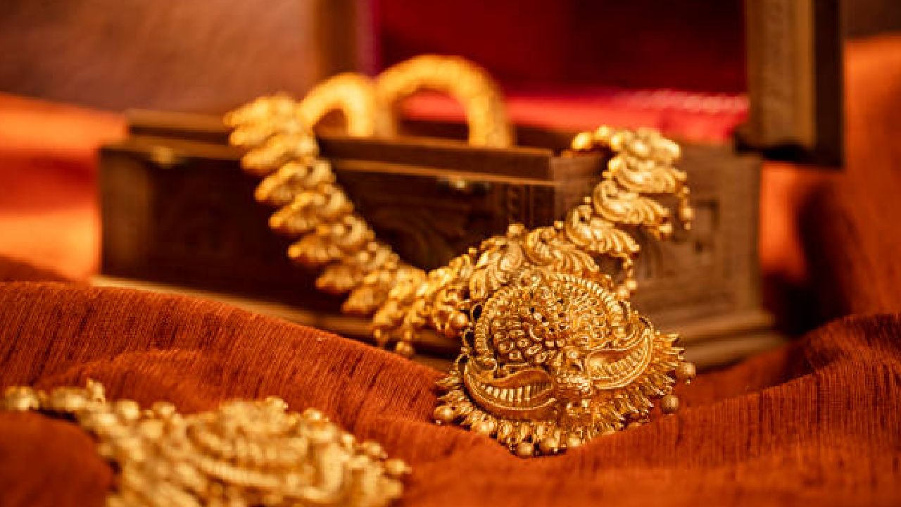 ಇಂದು ಚಿನ್ನದ ದರ ಎಷ್ಟಿದೆ? ಇಲ್ಲಿ ಚೆಕ್ ಮಾಡಿ