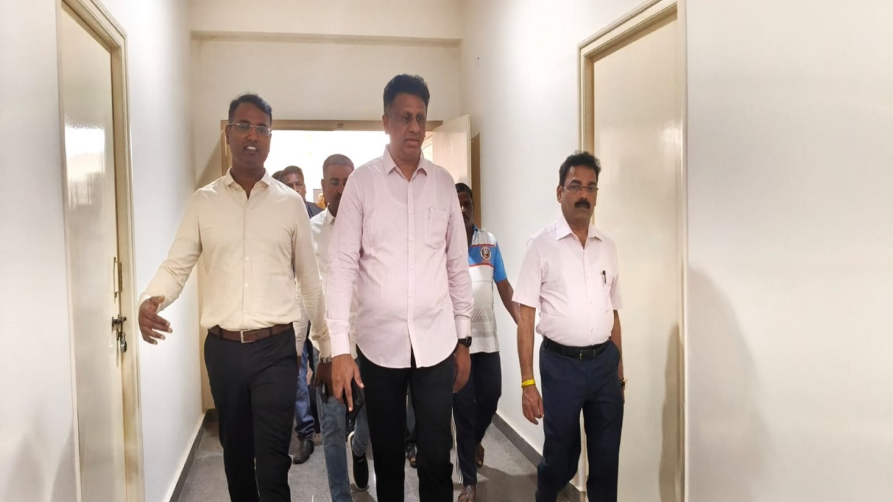 Dr M C Sudhakar: ಕೆಲವರು ಸುಲಭವಾಗಿ ಹಣ ಗಳಿಸಲು ಇದನ್ನು ದಂಧೆ ಮಾಡಿಕೊಂಡಿದ್ದಾರೆ