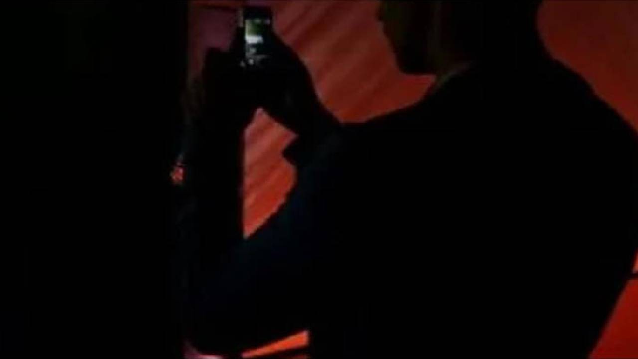 Hidden Camera: ಸಿನಿಮಾ ಥಿಯೇಟರ್‌ನ ಮಹಿಳಾ ಟಾಯ್ಲೆಟ್‌ನಲ್ಲಿ ಗುಪ್ತ ಕ್ಯಾಮೆರಾ ಇಟ್ಟ ವಿಕೃತಕಾಮಿ!