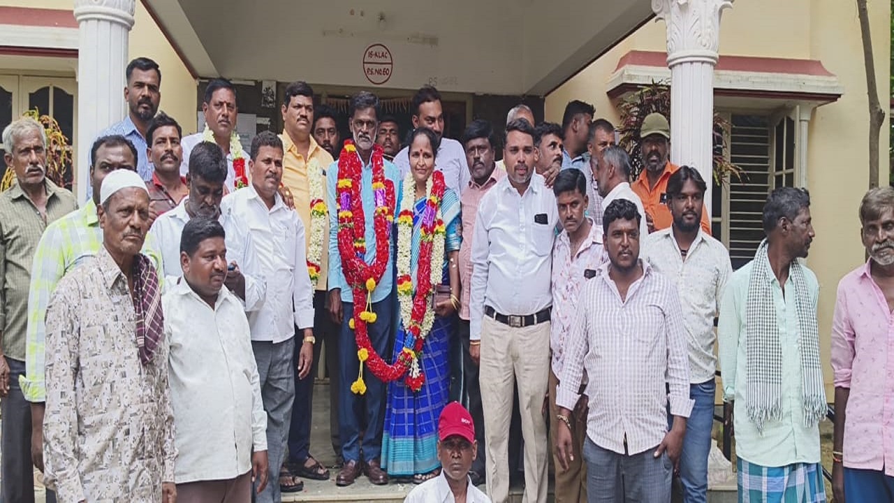 ಅವಿಶ್ವಾಸ ನಿರ್ಣಯಕ್ಕೆ ಸೋಲು ಗೀತಾ ಅಧ್ಯಕ್ಷೆಯಾಗಿ ಮುಂದುವರಿಕೆ