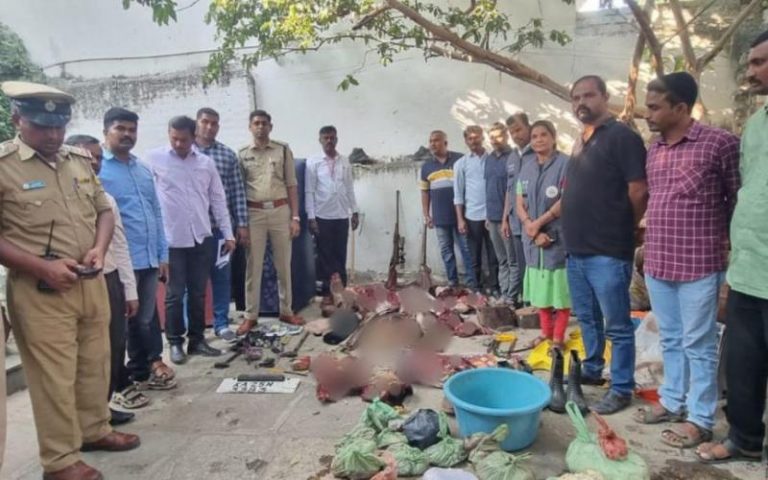 ಅಕ್ರಮವಾಗಿ ಜಿಂಕೆ, ನವಿಲು ಮಾಂಸ ಮಾರಾಟ: ಮೂವರ ಬಂಧನ