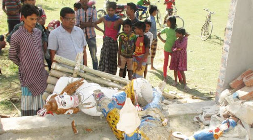 ಹಿಂದೂ ದೇಗುಲ ಮೇಲಿನ ದಾಳಿ ಪ್ರಕರಣ: 450 ಮಂದಿ ಬಂಧನ