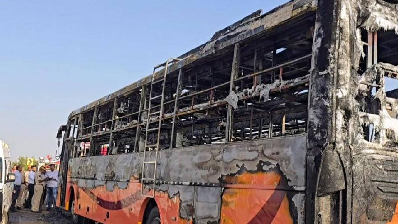 Road Accident: ನಿಲ್ಲುತ್ತಿಲ್ಲ ಮಾರಣಹೋಮ; ಕಳೆದೊಂದು ತಿಂಗಳಲ್ಲಿ ಡೆಡ್ಲಿ ಆಕ್ಸಿಡೆಂಟ್ಸ್‌ಗೆ ಬಲಿಯಾದವರೆಷ್ಟು? - Image 5