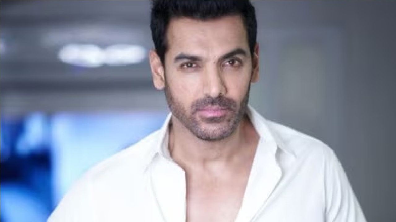 Bollywood Actors: ಸಸ್ಯಾಹಾರವನ್ನೇ ಇಷ್ಟಪಡುವ ಬಾಲಿವುಡ್ ಸೆಲೆಬ್ರಿಟಿಗಳು ಇವರು - Image 7