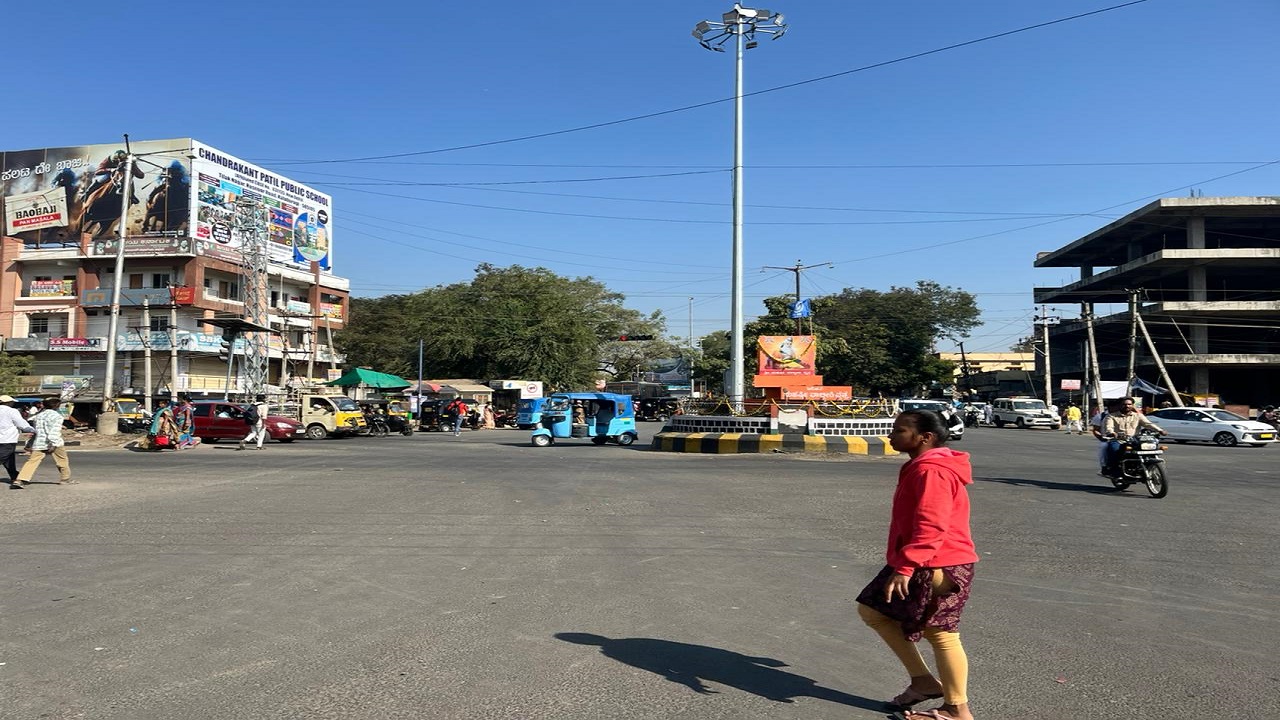 Kalaburagi Bandh: ಬಂದ್ ಗೆ ಹಲವೆಡೆ ನೀರಸ ಪ್ರತಿಕ್ರಿಯೆ.!