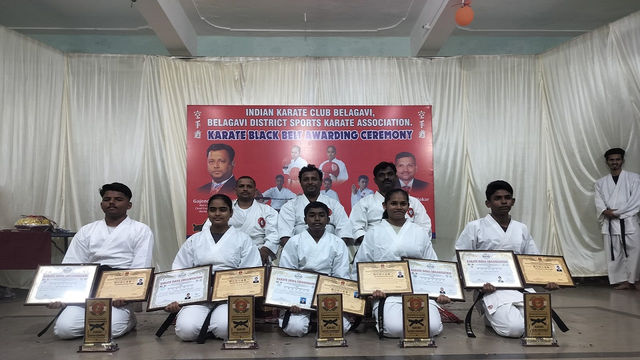ಐದು ವಿದ್ಯಾರ್ಥಿಗಳಿಗೆ ಬ್ಲಾಕ್ ಬೆಲ್ಟ್ ಪ್ರದಾನ