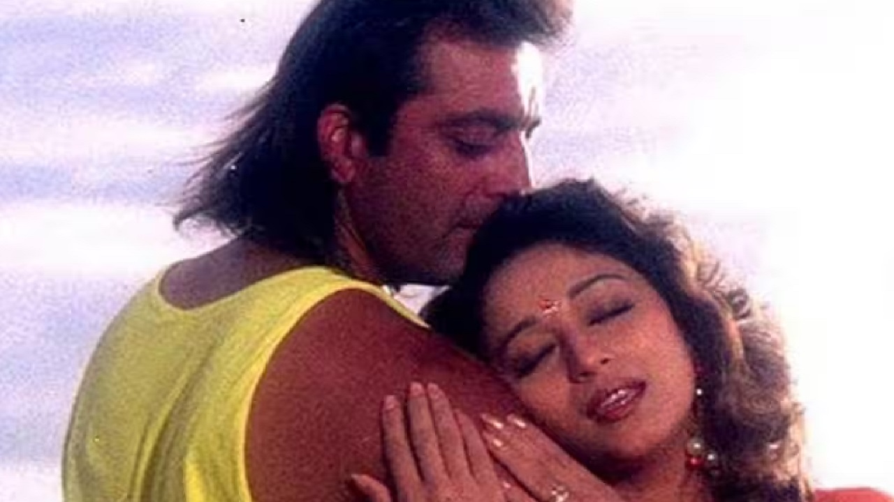 Madhuri Dixit: 58ರ ವಸಂತಕ್ಕೆ ಕಾಲಿಟ್ಟ ಧಕ್ ಧಕ್ ಬೆಡಗಿ ಮಾಧುರಿ ದೀಕ್ಷಿತ್ - Image 5