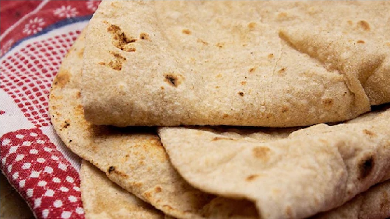 ಡಾಬಾದಲ್ಲಿ ರೊಟ್ಟಿ ತಯಾರಿಸುವಾಗ ಈತ ಮಾಡಿದ್ದೇನು?