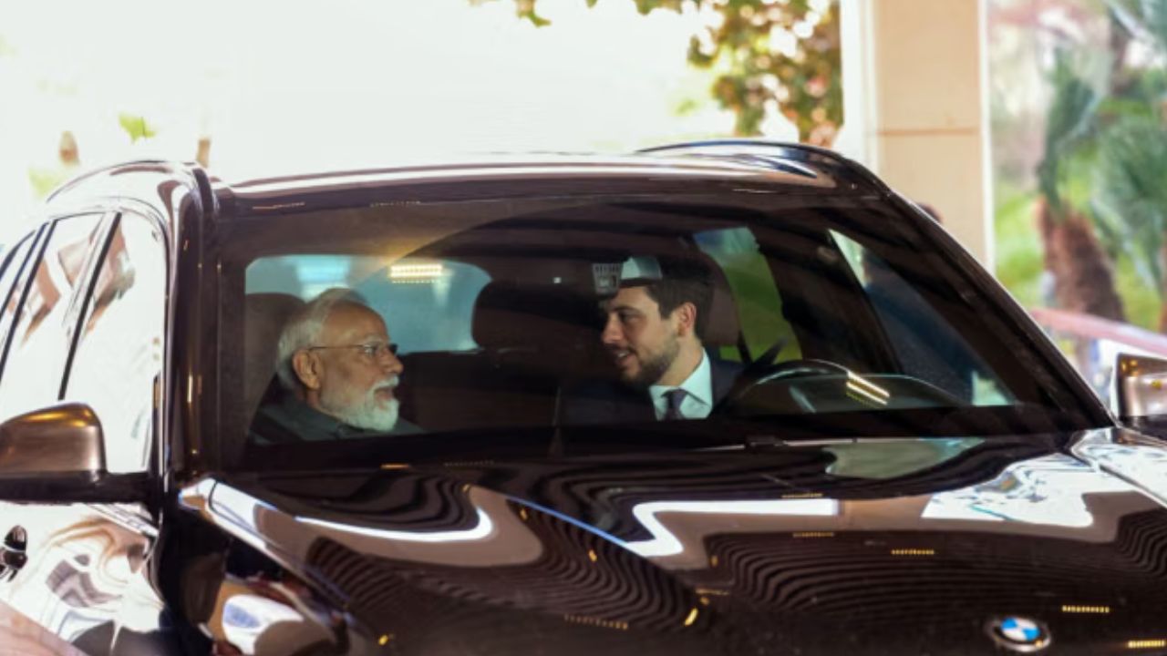 2025ರಲ್ಲಿ ಮತ್ತೊಮ್ಮೆ ವಿಶ್ವದ ಗಮನ ಸೆಳೆದ ಪ್ರಧಾನಿ ಮೋದಿ; ಇಲ್ಲಿದೆ ಅಪರೂಪದ ಕ್ಷಣಗಳ ಫೋಟೊ - Image 9