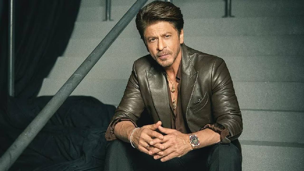 Shah Rukh Khan: ಮೆಟ್ಗಾಲಾ ರೆಡ್ ಕಾರ್ಪೆಟ್ಗೆ ಶಾರುಖ್ ಎಂಟ್ರಿ ನೀಡಲಿದ್ದಾರಾ..? ಇಲ್ಲಿವೆ ಕಿಂಗ್ಖಾನ್ ಹ್ಯಾಂಡ್ಸಮ್ ಲುಕ್! - Image 4