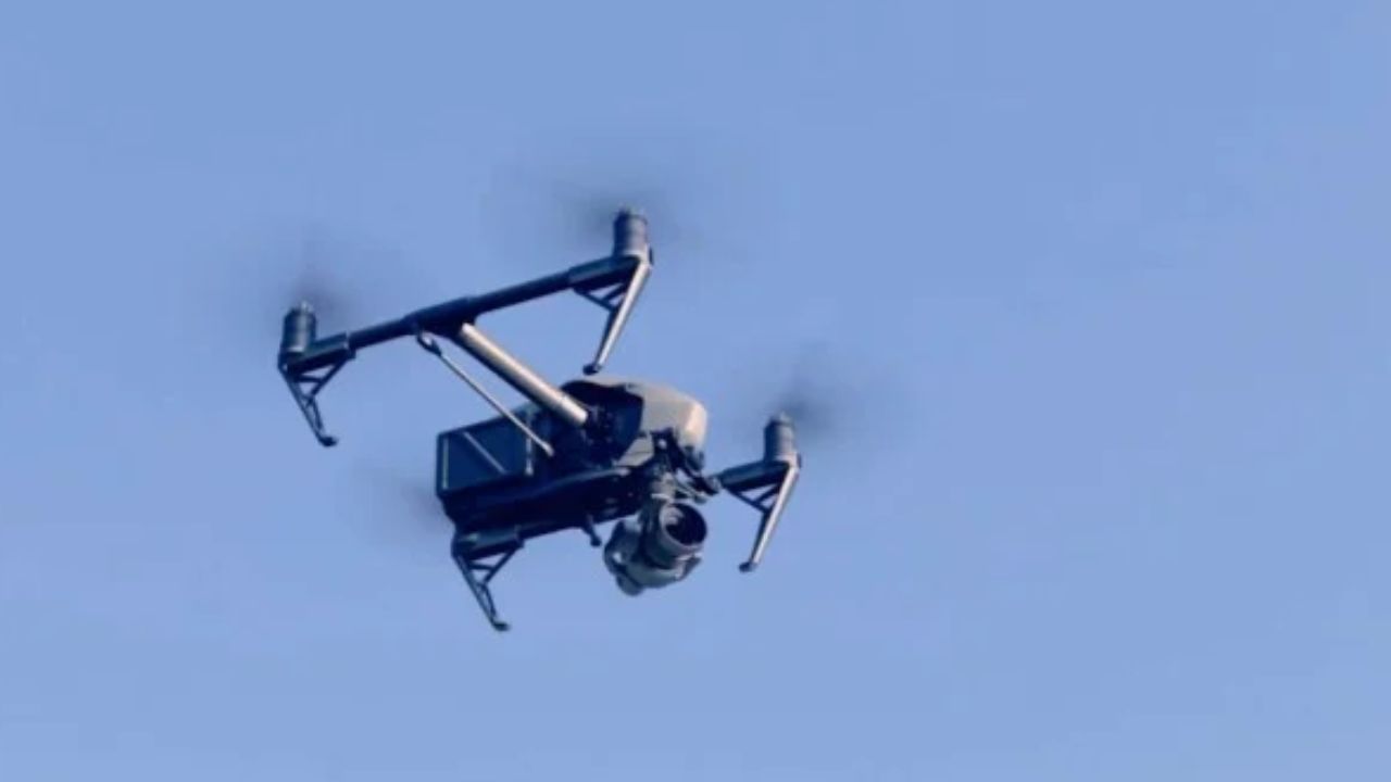 ಕಾಶ್ಮೀರದಲ್ಲಿ  ಪಾಕಿಸ್ತಾನಿ ಡ್ರೋನ್ ಪತ್ತೆ