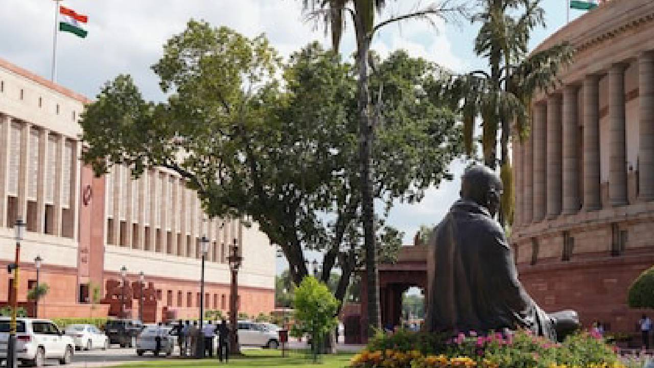 ಸಂಸತ್‌ನಲ್ಲಿ ಮತ್ತೆ ಭದ್ರತಾ ವೈಫಲ್ಯ!