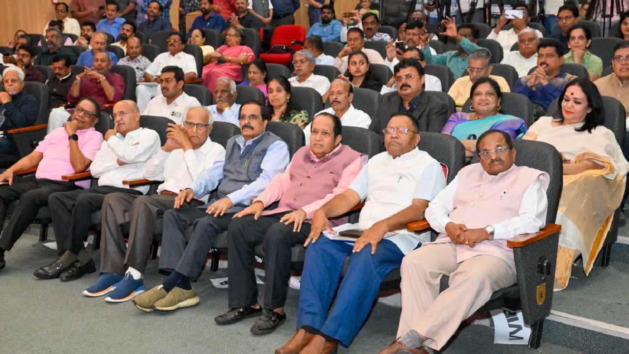 Pravasi Prapancha: ಕನ್ನಡ ಮಾಧ್ಯಮ ಲೋಕದಲ್ಲೇ ಮೊದಲ ಪ್ರಯತ್ನ; ʻಪ್ರವಾಸಿ ಪ್ರಪಂಚʼ ಲೋಕಾರ್ಪಣೆ - Image 4