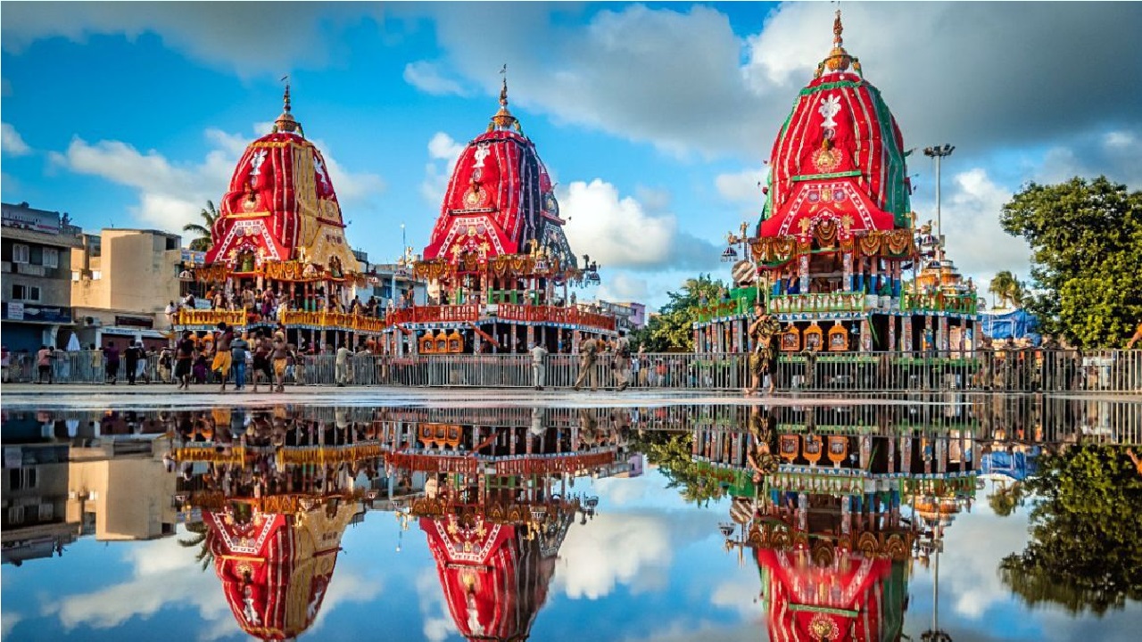 Puri Jagannath Rath Yatra: ಲಕ್ಷಾಂತರ ಭಕ್ತರ ಸಮ್ಮುಖದಲ್ಲಿ ಅದ್ಧೂರಿ ಜಗನ್ನಾಥನ ರಥಯಾತ್ರೆ - Image 2