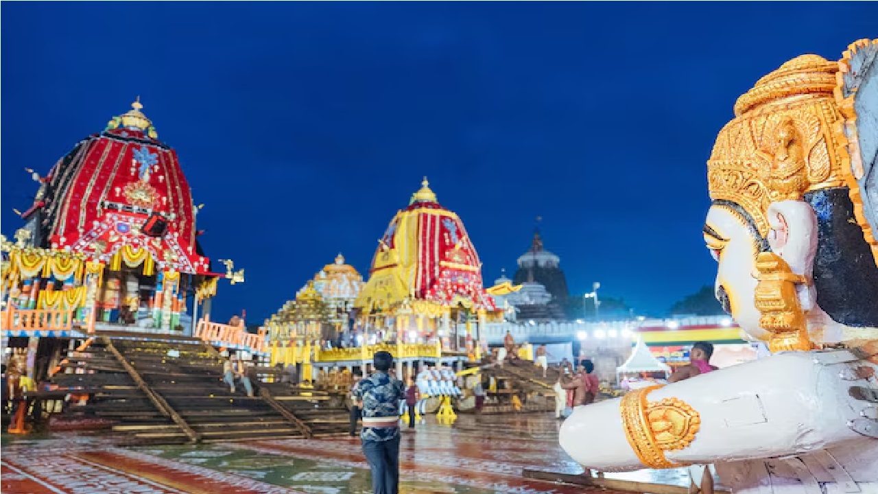 Puri Jagannath Rath Yatra: ಲಕ್ಷಾಂತರ ಭಕ್ತರ ಸಮ್ಮುಖದಲ್ಲಿ ಅದ್ಧೂರಿ ಜಗನ್ನಾಥನ ರಥಯಾತ್ರೆ - Image 5