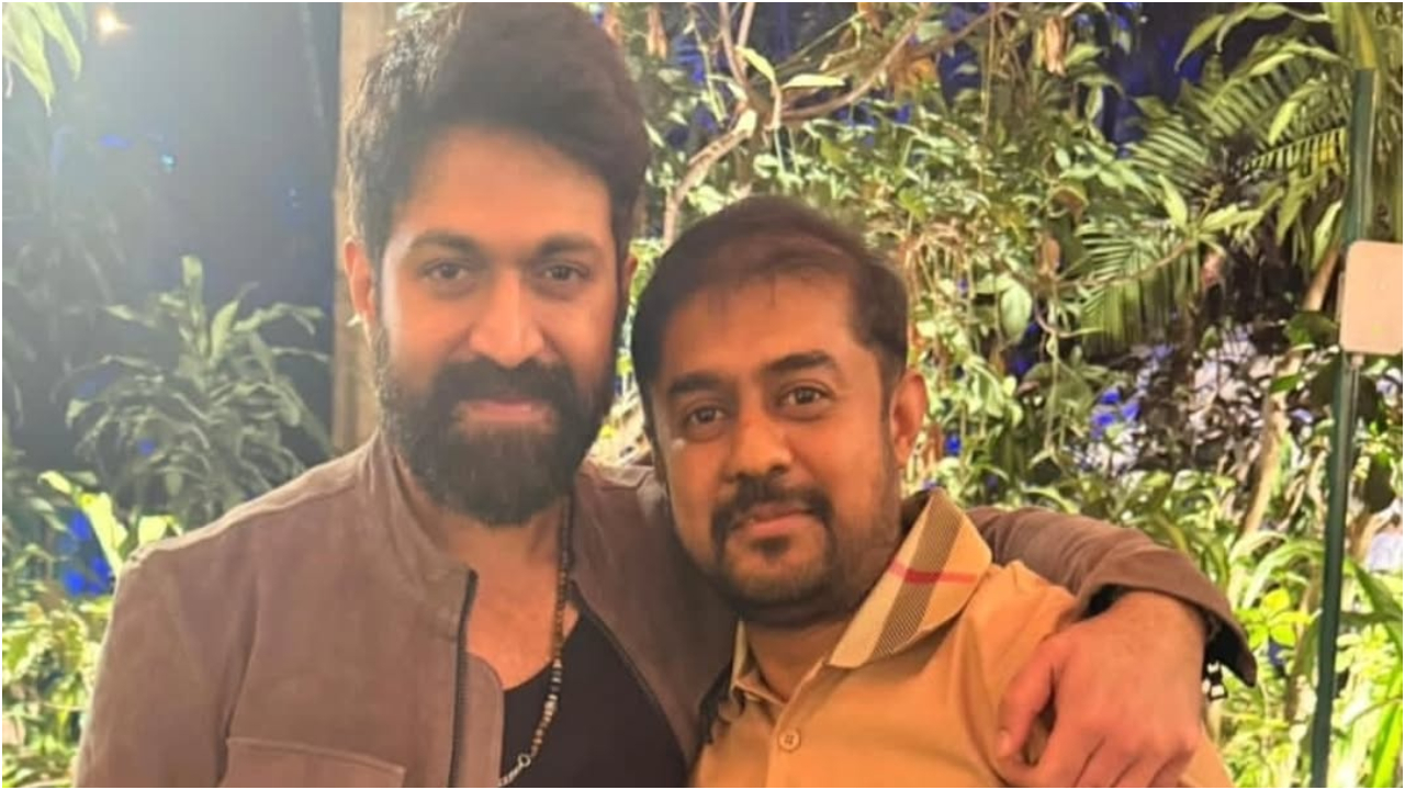 Photos: ʻಸ್ಯಾಂಡಲ್‌ವುಡ್‌ ಸಿಂಡ್ರೆಲಾʼ ರಾಧಿಕಾ ಪಂಡಿತ್ ಬರ್ತ್‌ಡೇ ಸಂಭ್ರಮ; ಪತ್ನಿಗಾಗಿ ಯಶ್ ಆಯೋಜಿಸಿದ್ದ ಪಾರ್ಟಿ ಹೇಗಿತ್ತು ನೋಡಿ - Image 6