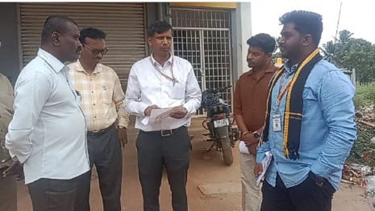 Shidlaghatta News: ಪ್ಲಾಸ್ಟಿಕ್ ಬಳಕೆ ಮಾಡಿದಲ್ಲಿ ಅಂತವರ ಮೇಲೆ ಕ್ರಮ :  ನಗರಸಭೆ ಪರಿಸರ ಅಭಿಯಂತರ ಮೋಹನ್ ಕುಮಾರ್ ಎಚ್ಚರಿಕೆ