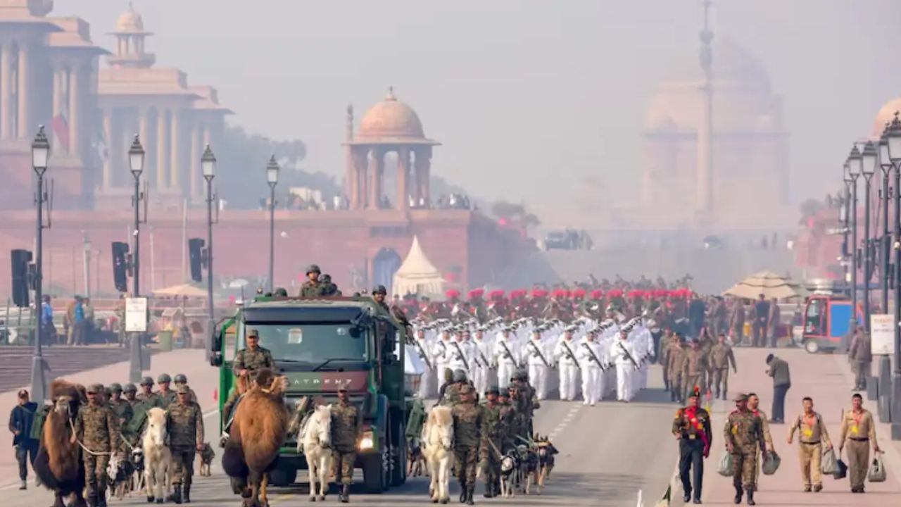 ದೇಶಾದ್ಯಂತ ಗಣರಾಜ್ಯೋತ್ಸವ ಸಂಭ್ರಮ
