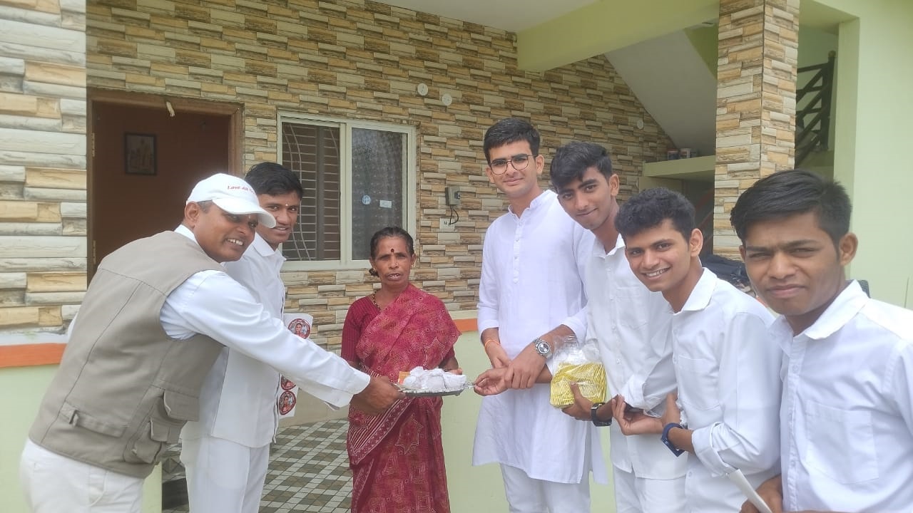 Chikkaballapur News: ಗ್ರಾಮ ಗ್ರಾಮಗಳಲ್ಲಿಯೂ ಮೊಳಗಿದ ಮಧುಸೂದನ ಸಾಯಿ ಜಯ ಘೋಷ