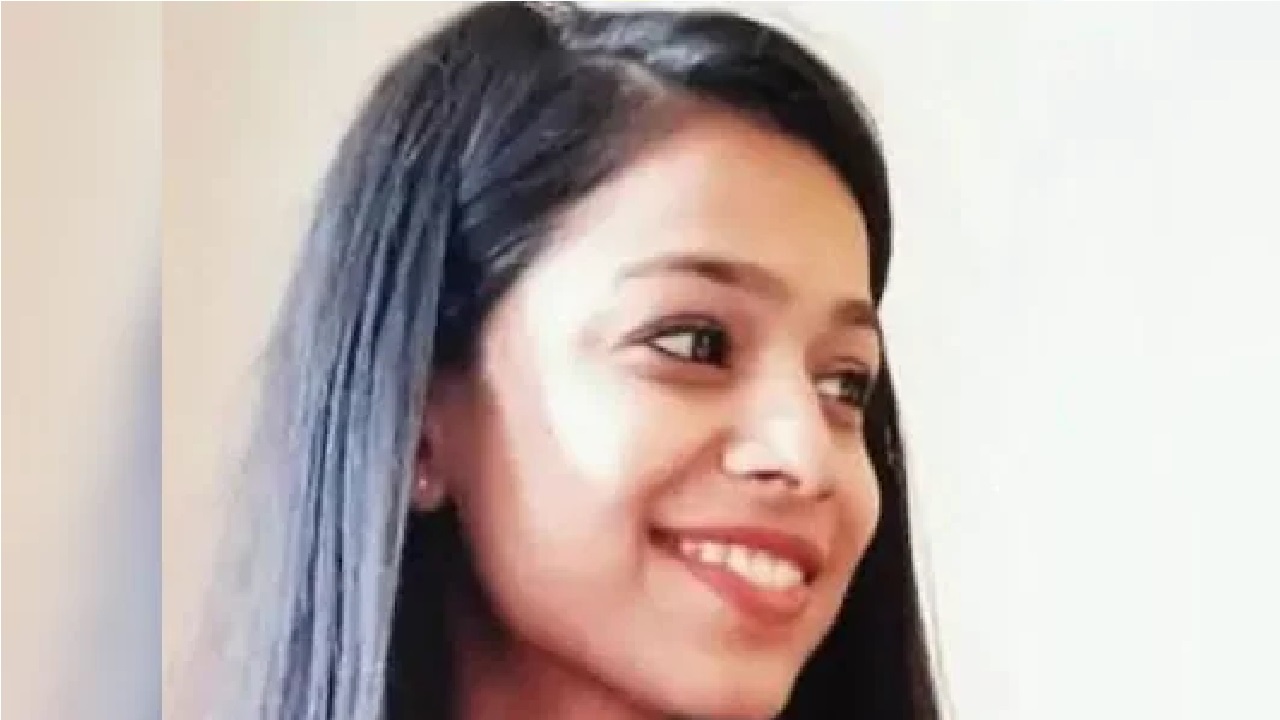 ಜನರ ದುಡ್ಡಿನಲ್ಲಿ ಬ್ಯಾಂಕ್ ಮ್ಯಾನೇಜರ್ ಫುಲ್ ಮಜಾ!