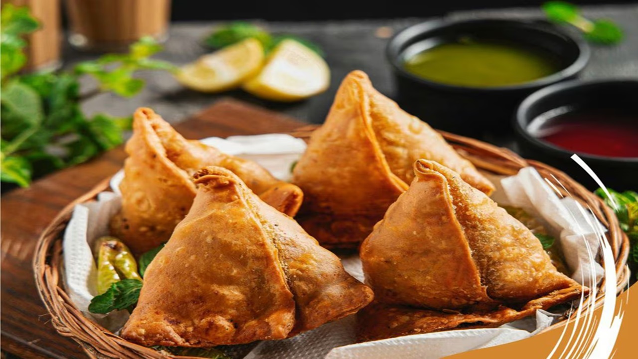 ಭಾರತೀಯರ ನೆಚ್ಚಿನ ಆಹಾರ ಸಮೋಸಾಗೆ ನಿಷೇಧ ಹೇರಿದೆ ಈ ದೇಶ