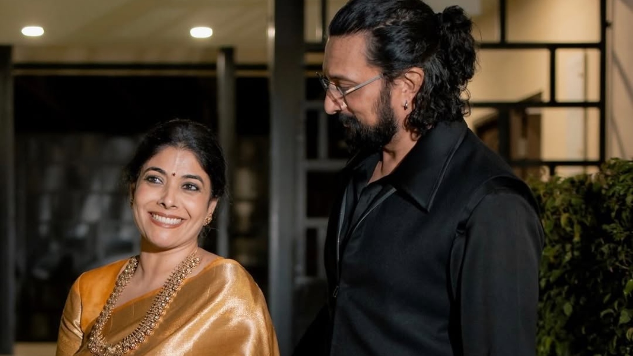 Photos: ತಂದೆ - ತಾಯಿ ಜೊತೆಗೆ ಇರುವ ಸ್ಪೆಷಲ್‌ ಫೋಟೋಗಳನ್ನು ಹಂಚಿಕೊಂಡ ʻಕಿಚ್ಚʼ ಸುದೀಪ್ ಪುತ್ರಿ ಸಾನ್ವಿ - Image 3