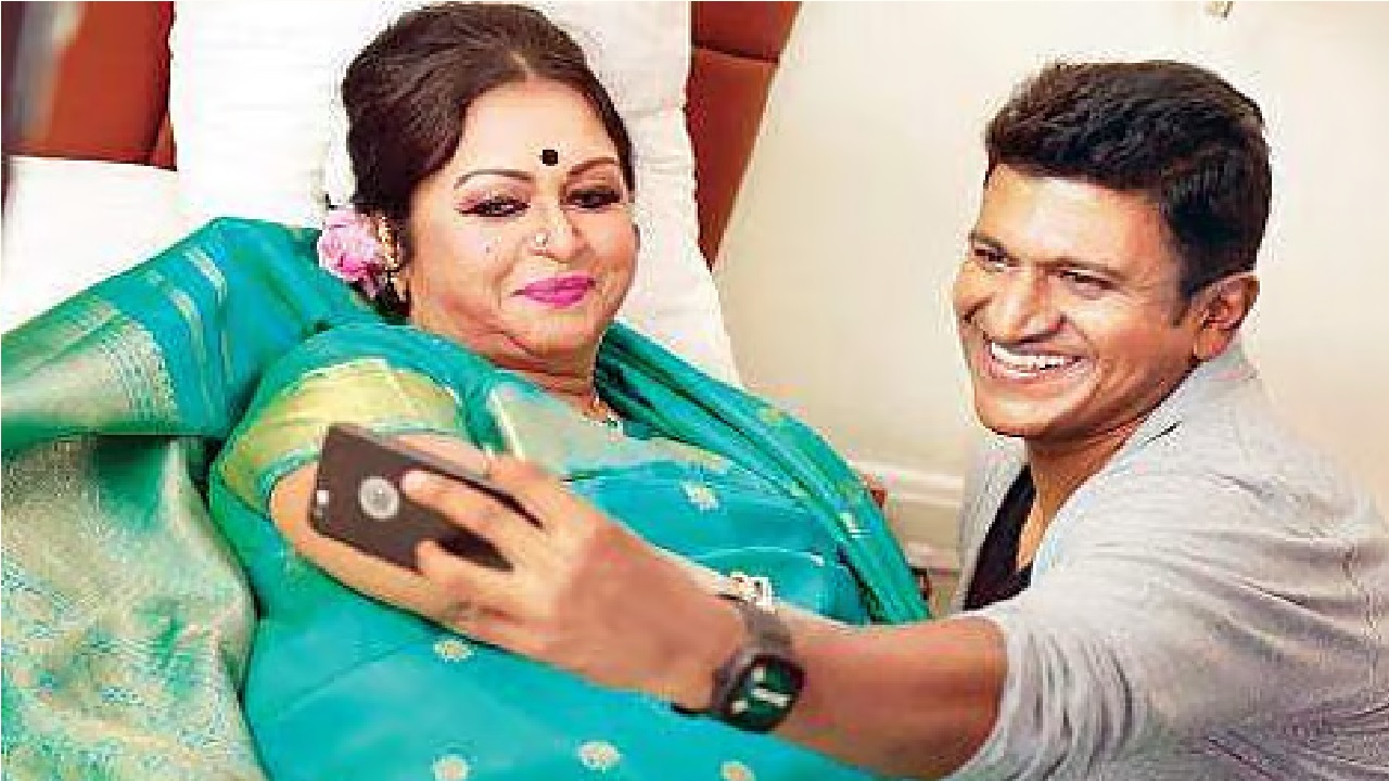B. Saroja Devi: ಬದುಕನ್ನೇ ಬಣ್ಣದ ಲೋಕಕ್ಕೆ ಧಾರೆ ಎರೆದ ಹಿರಿಯ ನಟಿ ಸರೋಜಾ ದೇವಿ - Image 6