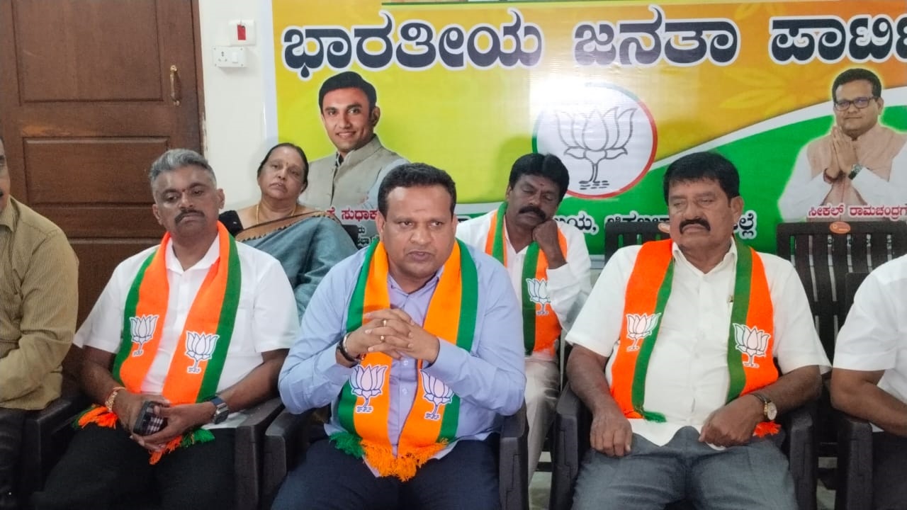 14ನೇ ಸಚಿವ ಸಂಪುಟದ ತೀರ್ಮಾನಗಳಿಗೆ ಅಂತಿಮ ಗಡುವು ನೀಡಿ