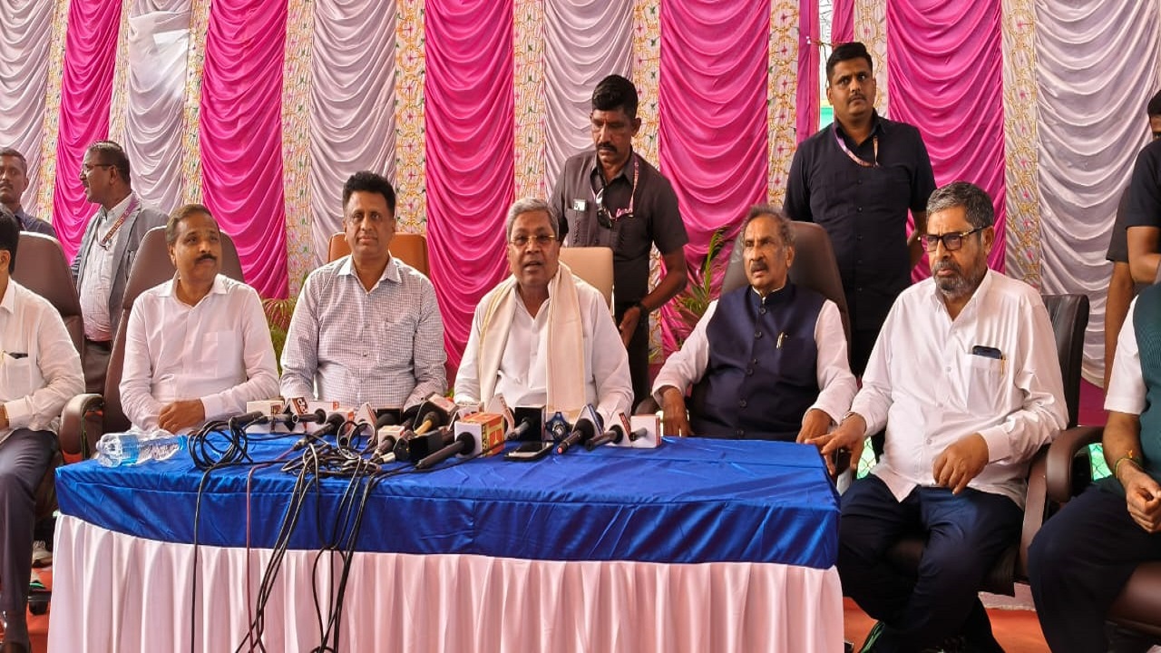 CM Siddaramaiah: ಬಿಜೆಪಿ ಎಲ್ಲದರಲ್ಲಿಯೂ ರಾಜಕೀಯ ಮಾಡುತ್ತದೆ : ಸಿಎಂ ಸಿದ್ದರಾಮಯ್ಯ