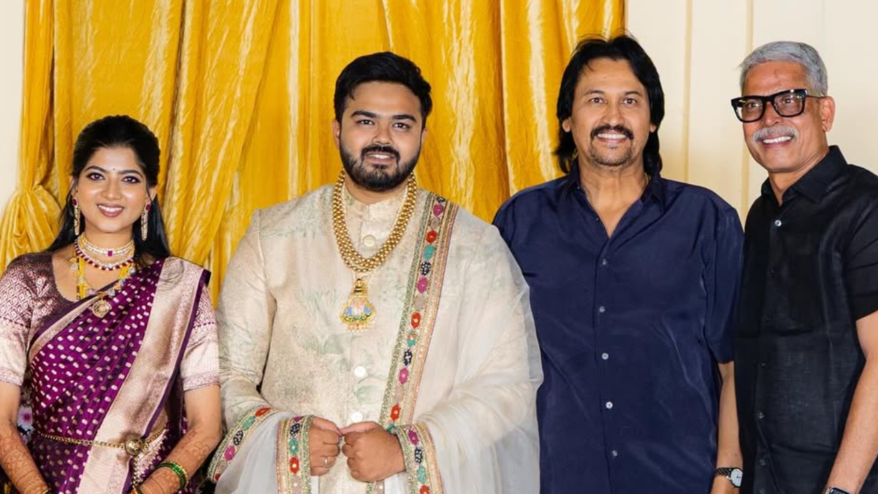 ಗಾಯಕ ಅನಿರುದ್ಧ ಶಾಸ್ತ್ರಿ ಆರತಕ್ಷತೆಯಲ್ಲಿ ಸ್ಯಾಂಡಲ್‌ವುಡ್‌ ತಾರೆಯರ ಸಮಾಗಮ; ಇಲ್ಲಿವೆ ಸುಂದರ ಫೋಟೋಗಳು - Image 6