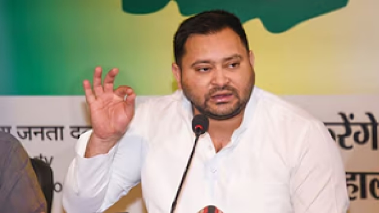 200 ರೂ. ವಂಚನೆ; ತೇಜಸ್ವಿ ಯಾದವ್ ಸೇರಿದಂತೆ ಇತರರ ವಿರುದ್ಧ ದೂರು