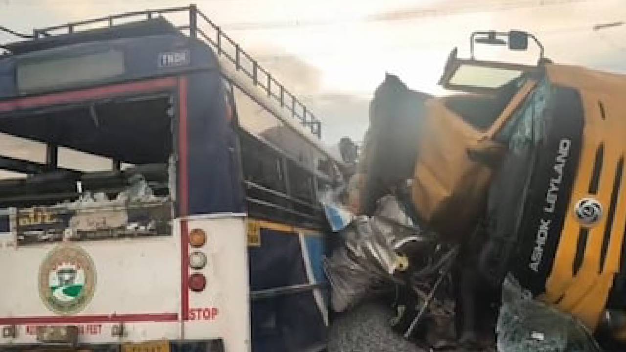 Road Accident: ನಿಲ್ಲುತ್ತಿಲ್ಲ ಮಾರಣಹೋಮ; ಕಳೆದೊಂದು ತಿಂಗಳಲ್ಲಿ ಡೆಡ್ಲಿ ಆಕ್ಸಿಡೆಂಟ್ಸ್‌ಗೆ ಬಲಿಯಾದವರೆಷ್ಟು? - Image 1