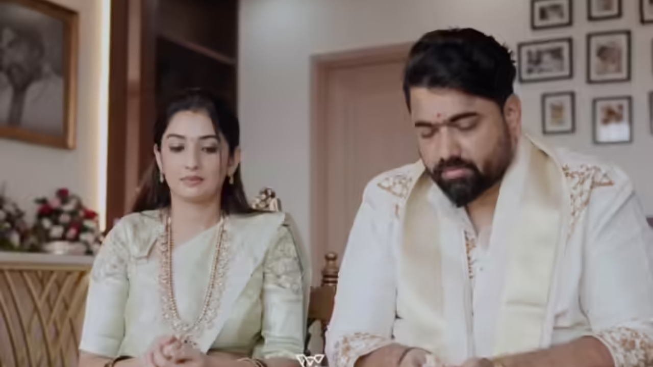 ಐಷಾರಾಮಿ ಮನೆಗೆ ಕಾಲಿಟ್ಟ ತರುಣ್‌ ಸುಧೀರ್‌ - ಸೋನಲ್‌ ದಂಪತಿ; ಇಲ್ಲಿವೆ ನೋಡಿ ಗೃಹಪ್ರವೇಶದ ಫೋಟೋಗಳು - Image 6