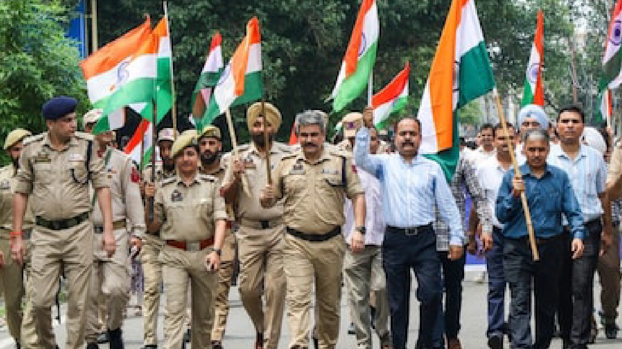 ಸ್ವಾತಂತ್ರ್ಯ ದಿನಾಚರಣೆಗೂ ಮುನ್ನ 12,000 ಜನರಿಂದ ತಿರಂಗಾ ಯಾತ್ರೆ