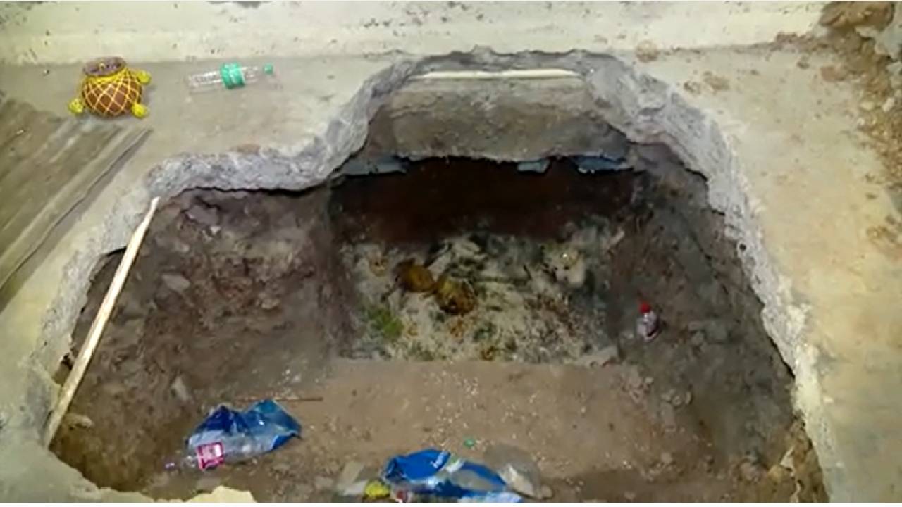 ಬೆಂಗಳೂರಿನ ಪುರಾತನ ದೇವಾಲಯದ ಬಳಿ ನಿಧಿಗಾಗಿ ಅಗೆದ ಕಿಡಿಗೇಡಿಗಳು