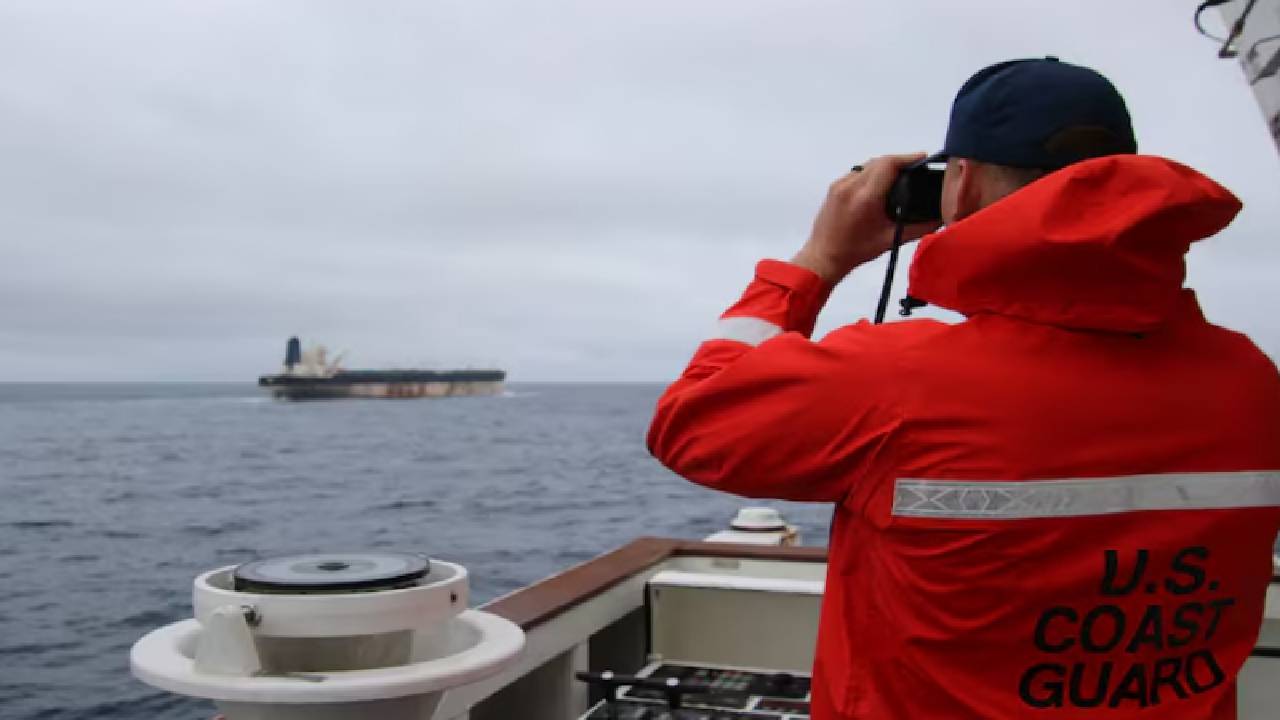 ವೆನೆಜುವೆಲಾಗೆ ತೆರಳುತ್ತಿದ್ದ ರಷ್ಯಾದ ತೈಲ ಟ್ಯಾಂಕರ್ ವಶಪಡಿಸಿಕೊಂಡ ಅಮೆರಿಕ; ರಷ್ಯಾ ಜೊತೆ ಚಕಮಕಿಗೆ ಸಜ್ಜು?