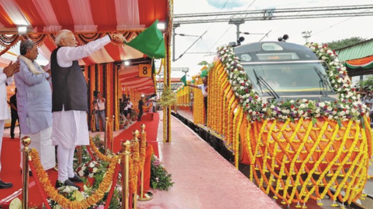 ನಾಲ್ಕು ಹೊಸ ವಂದೇ ಭಾರತ್ ರೈಲುಗಳಿಗೆ ಚಾಲನೆ